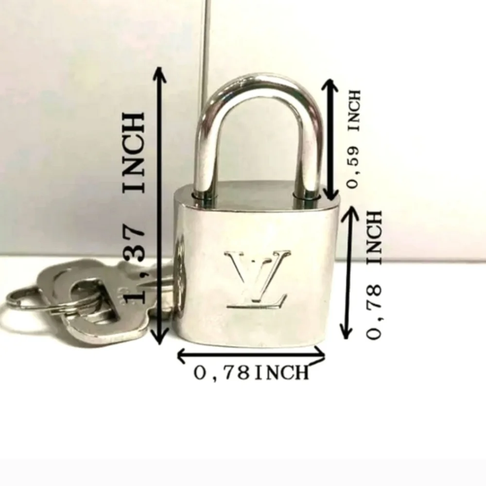 Louis Vuitton #315 Authentic Vintage Rare Silver PadLock Lock & 2 Keys LV-Rare - Picture 8 of 8